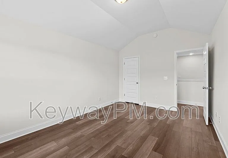 2419 Sequoia Trl — Photo 23