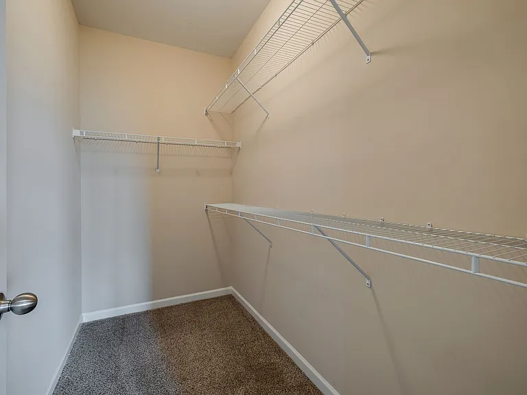 1021 Lindyn Lee Way — Photo 24