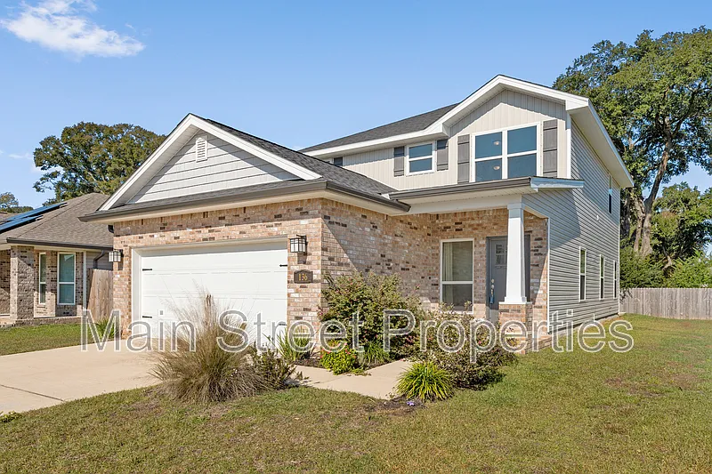 4 bed, 2.5 bath, 2025 sqft, $2,195 — Photo 2