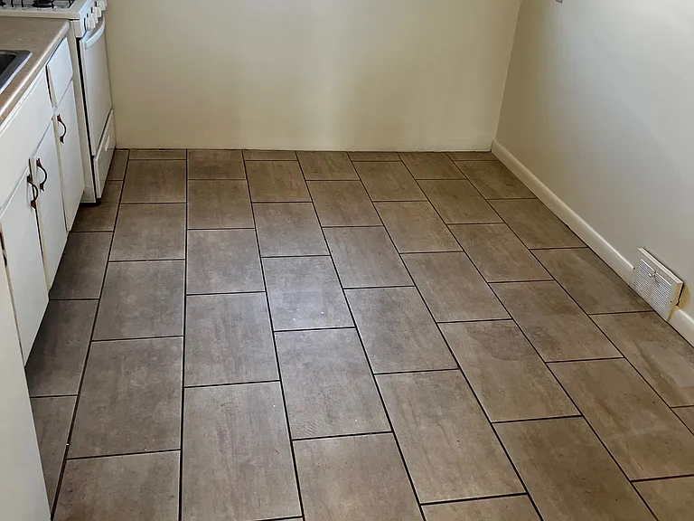 439 Burns Ave #4 — Photo 8