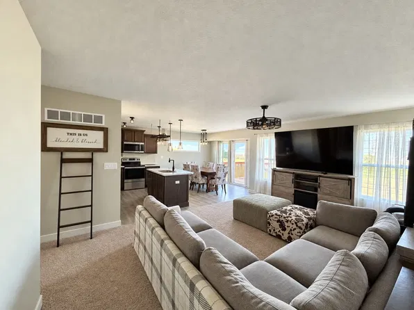 117 Foley St, Stuart, IA 50250
