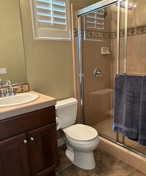Casita full bathroom with walk in shower.