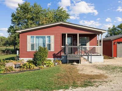 407 W Newton St, Edgewood, IA, 52042