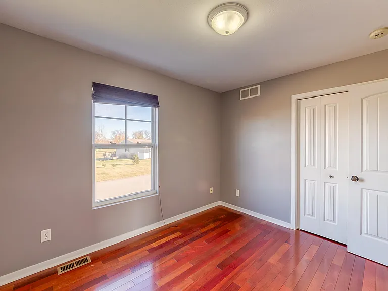 6918 Peninsula Dr NE — Photo 17