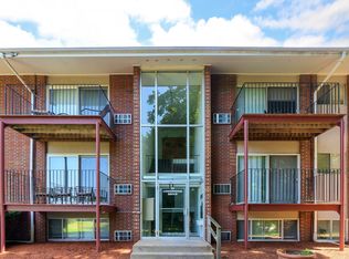 10 Longwood Dr APT 5, Andover, MA 01810