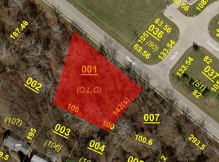 5000 Pierce Ln, Godfrey, IL 62035