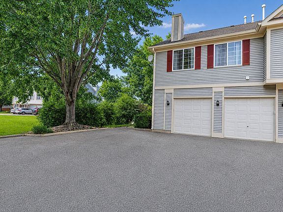 2nd image of 302 Windsor Ct Unit D