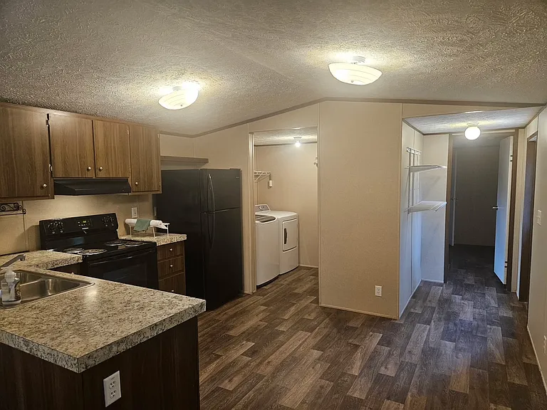 694 S Township Line Rd — Photo 4