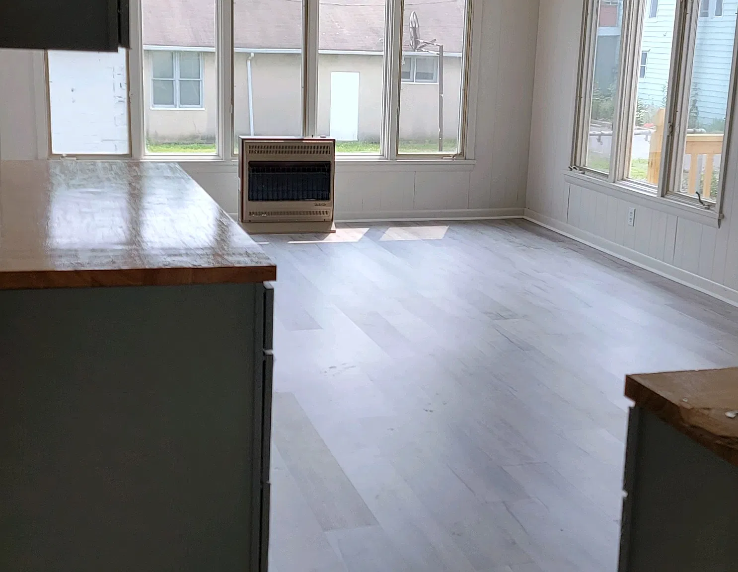 3 bed, 1200 sqft, $1,500 — Photo 3