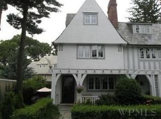 10 Field Ct, Bronxville, NY 10708
