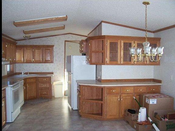 2nd image of 2448 Glenwood Dr