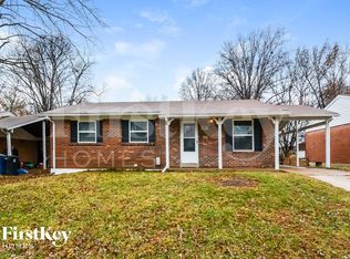 2561 Courtyard Pl, Florissant, MO