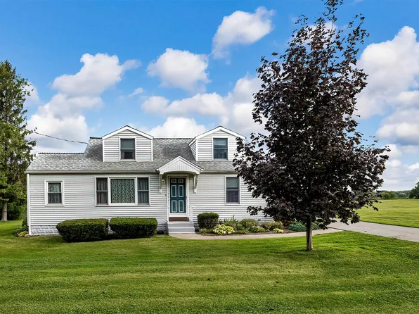 11370 Shadduck Rd, North East, PA 16428