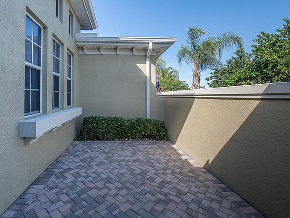 5th image of 2224 Sifield Greens Way #25