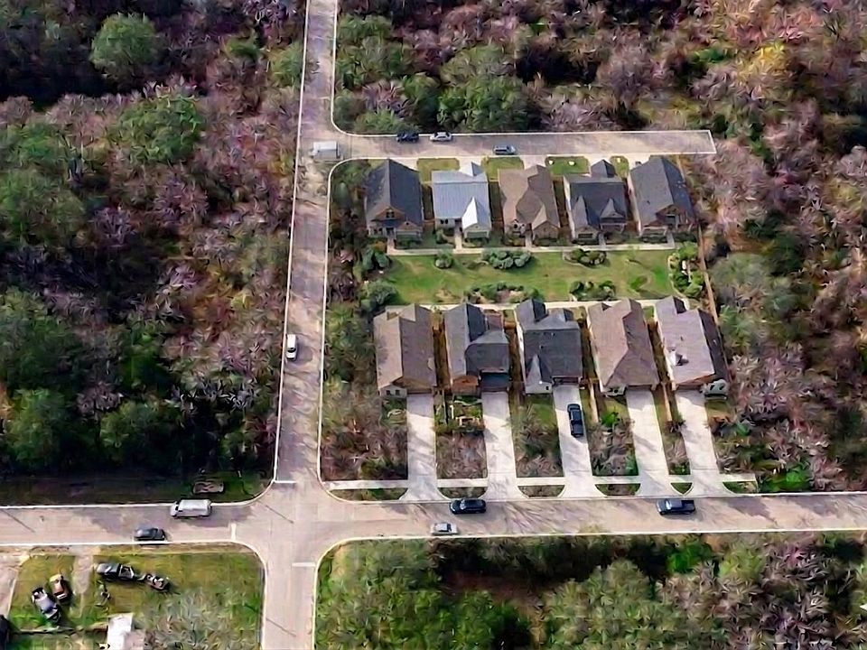 1st image of 20th St