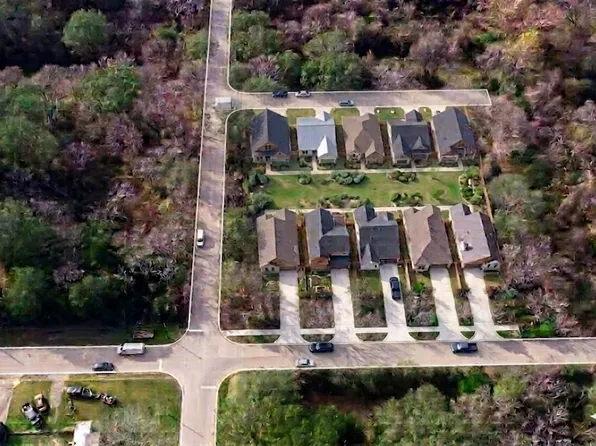 20th St, Hempstead, TX 77445