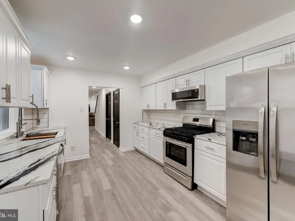 5306 Race St, Philadelphia, PA 19139