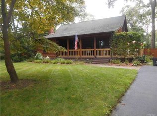 126 Mill Rd, Yaphank, NY 11980