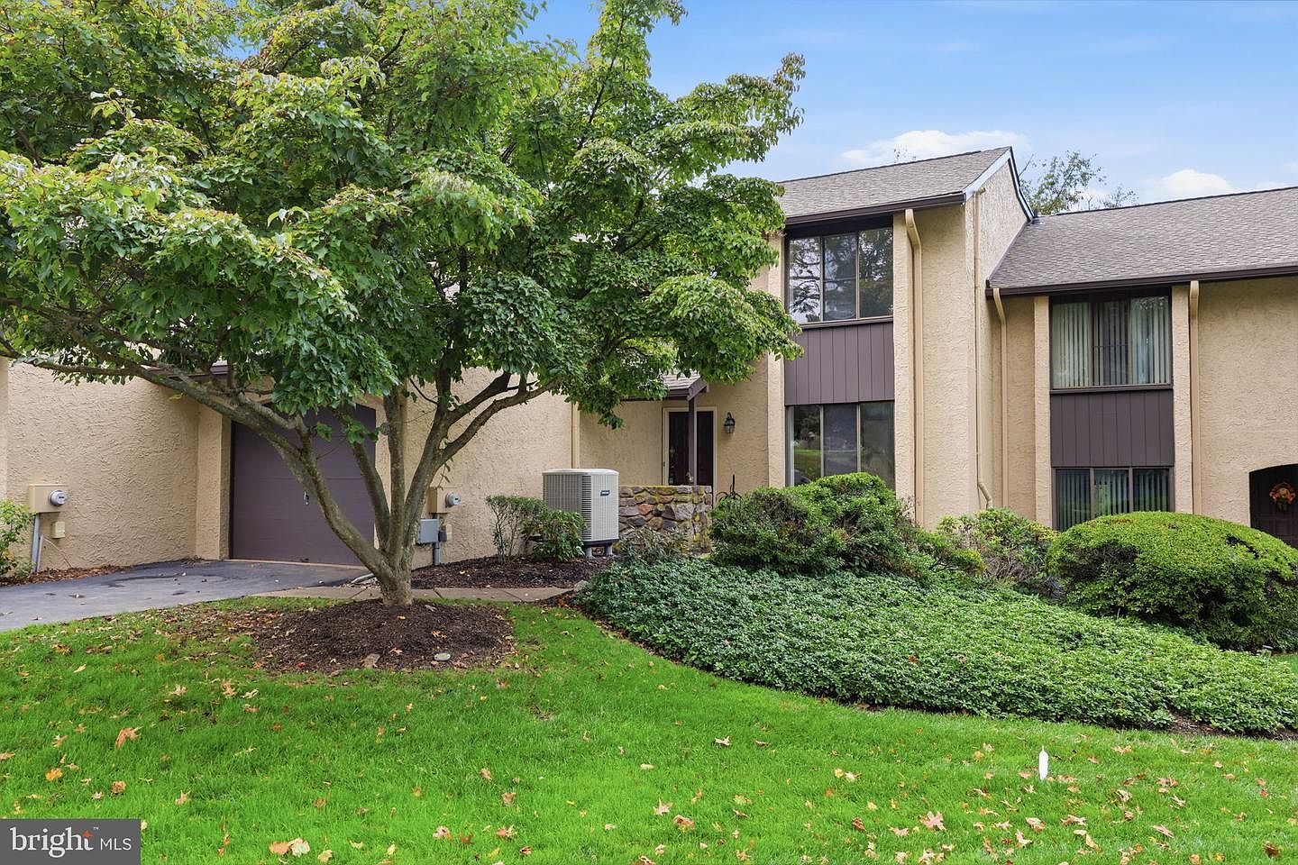 195 Golf Club Dr — Middletown Country Club