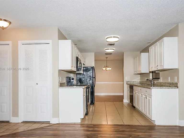1434 SW Broadview St — Photo 8