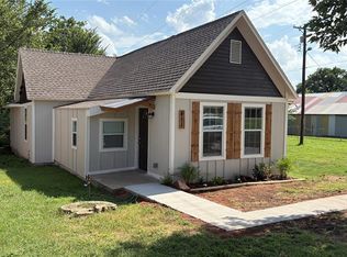 411 W Springer Ave, Guthrie, OK 73044