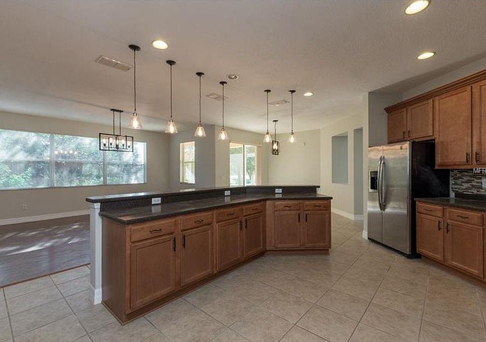1st image of 607 Cascading Creek Ln