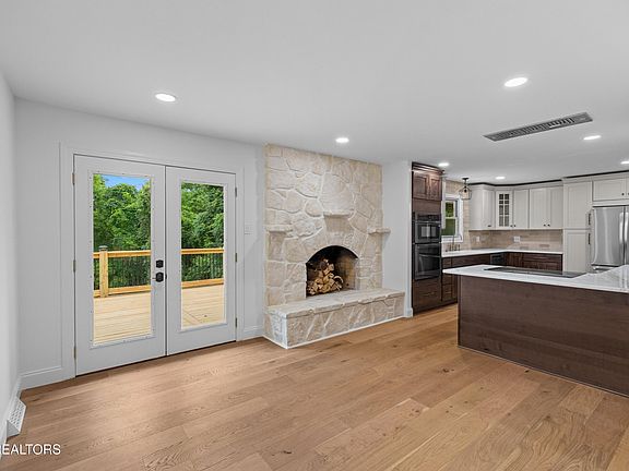 5th image of 9501 Ravenel Cir