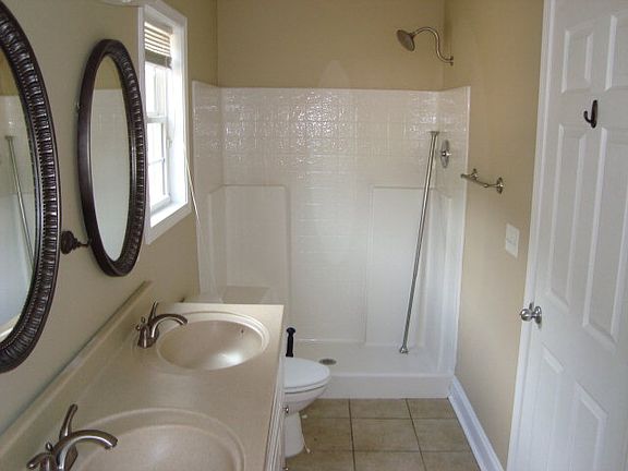 2nd image of 198 Lee Road 246