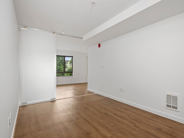 1100 S Massachusetts St APT 306