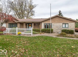 700 Orchard Ln, Greenwood, IN 46142