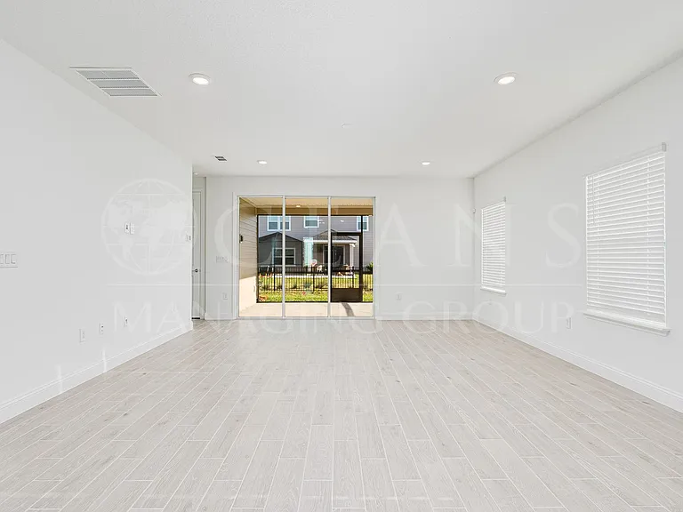 4121 Acoma Dr — Photo 4