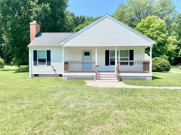 1005 Carys Chapel Rd, Yorktown, VA 23693