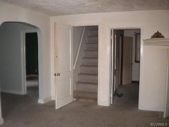 3rd image of 4941 Bryce Ln