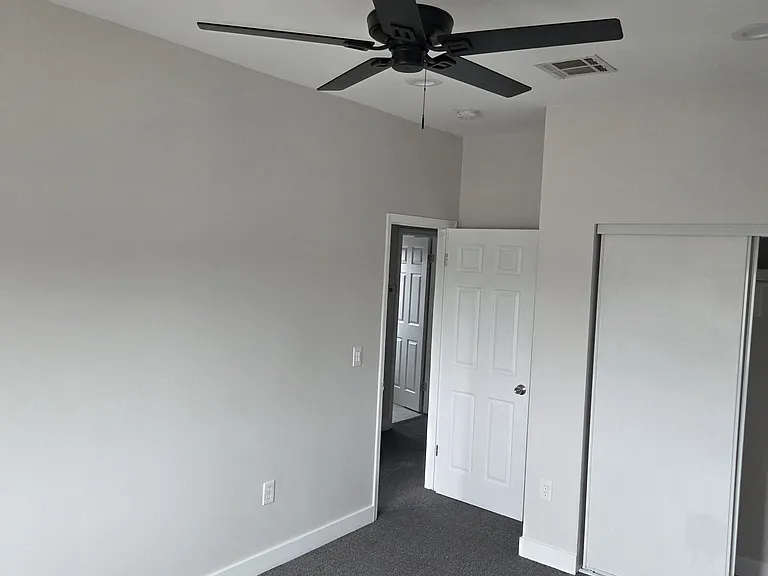 751 S Arizona Ave — Photo 14