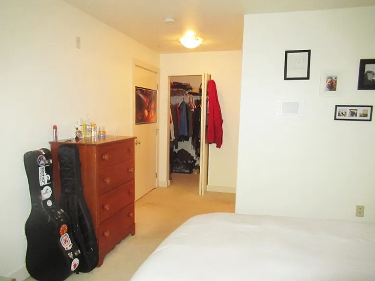 700 E Denny Way #202 — Photo 8