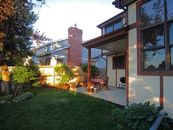  private north facing yard