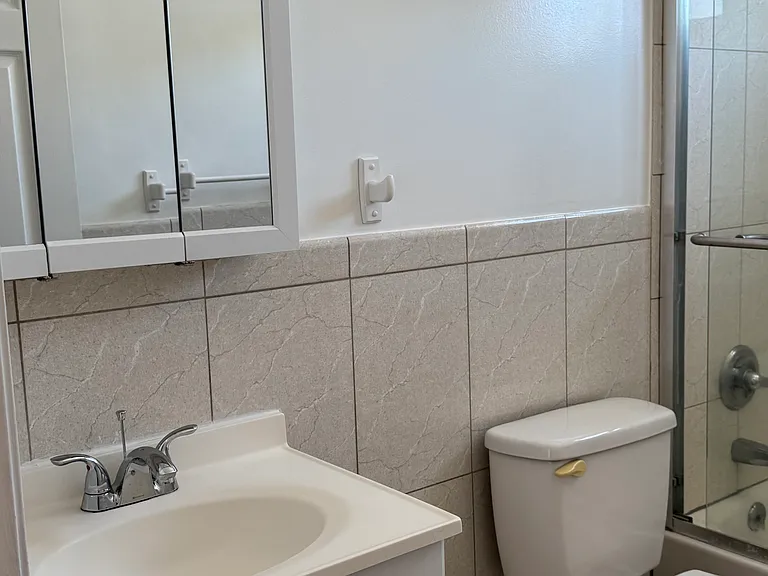 710 Olive Ave #HOUSE — Photo 7