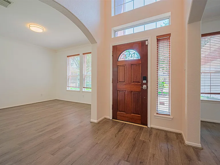3630 Shady Grove Dr — Photo 3