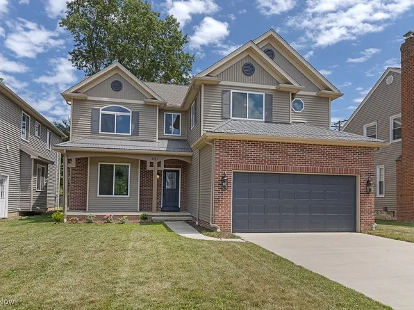 491 Parkside Dr, Bay Village, OH 44140