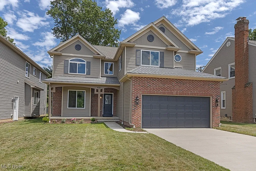 491 Parkside Dr photo 1
