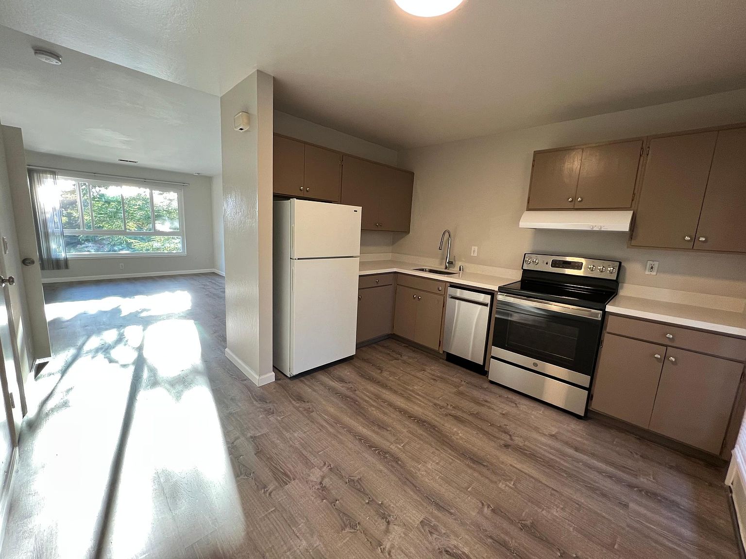 3534 Farm Hill Blvd APT 8, Redwood City, CA 94061 Zillow