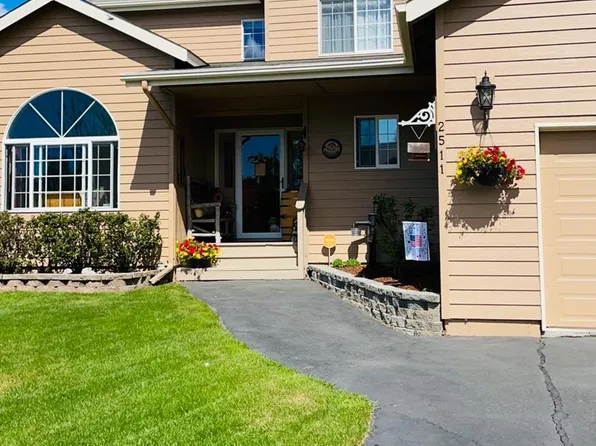 2511 Trisha Ave, Anchorage, AK 99516