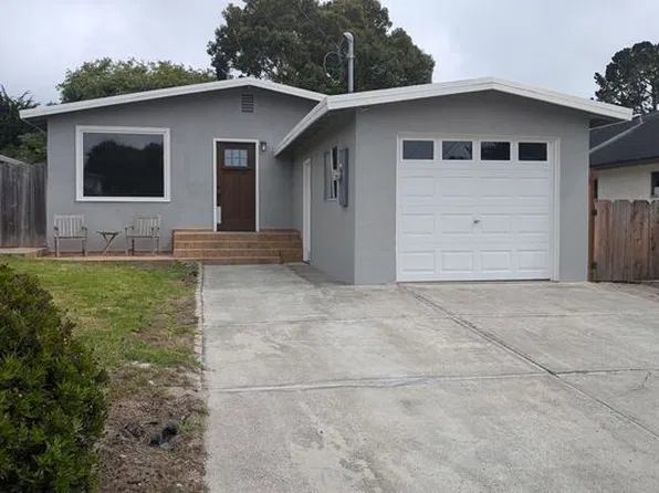 1307 Lawton Ave, Pacific Grove, CA 93950