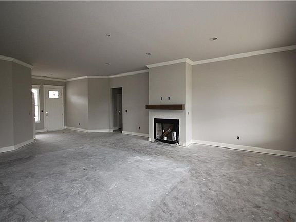 3rd image of 1409 S 13th Pl