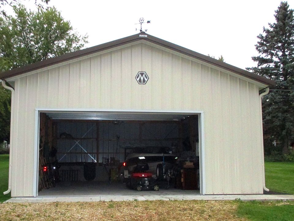 Garage built 2012