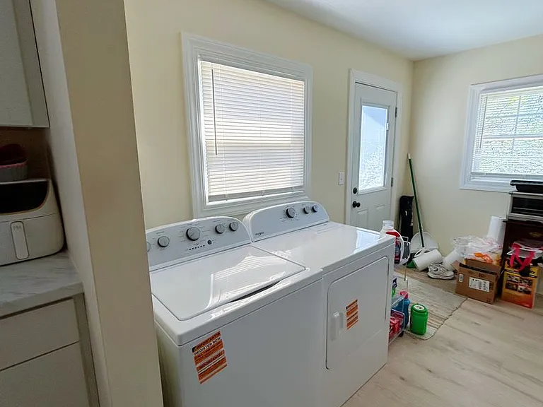 620 Addison Ave — Photo 9