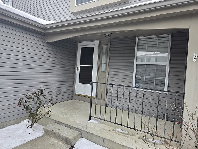 2102 Coleman Dr — Photo 4
