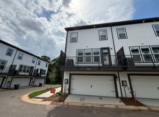 5003 Westmead Ln, Charlotte, NC 28262