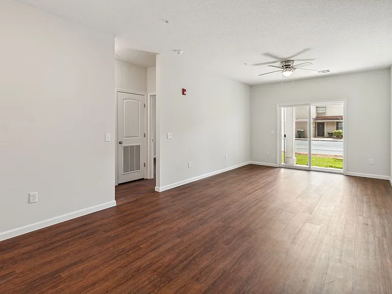 905 Olmstead Ave — Photo 58