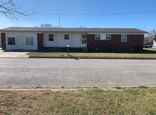 102 S 2nd Ave, Fairview, OK 73737
